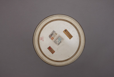 图片[3]-Imitate Ding kiln white glaze, cut flowers, sea water, double fish pattern, folded and washed-China Archive